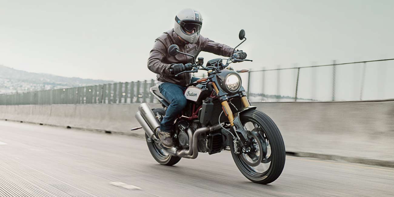 Indian FTR 1200 S оптика